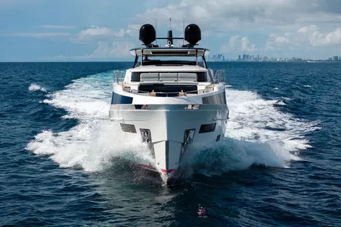 2021 Sirena 88, photo 1 in Fort Lauderdale, FL