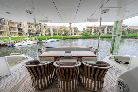 2013 Hatteras 80 Motor Yacht, photo 1 in Fort Lauderdale, FL