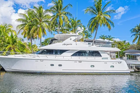 2010 Ocean Alexander 74 Motoryacht, photo 1 in Fort Lauderdale, FL