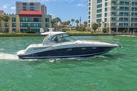 2004 Sea Ray 420 Sundancer, photo 1 in Clearwater, FL