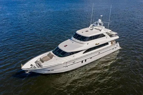 2005 Horizon 82, photo 1 in Fort Lauderdale, FL
