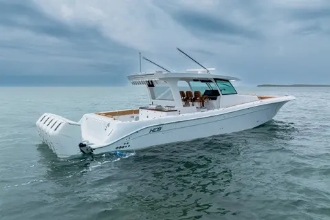 2025 HCB 56 Sueños GIX, photo 1 in Fort Lauderdale, FL