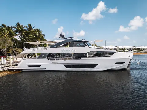 2023 Ocean Alexander 27R, photo 1 in Ocean Reef, FL