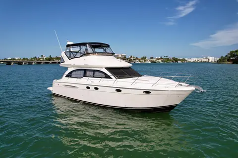 2007 Meridian 411 Sedan, photo 1 in Hallandale Beach, FL