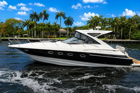 2008 Regal Commodore 4460, photo 1 in Fort Lauderdale, FL