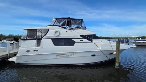 2001 Silverton 453 Motor Yacht, photo 1 in Fort Myers, FL