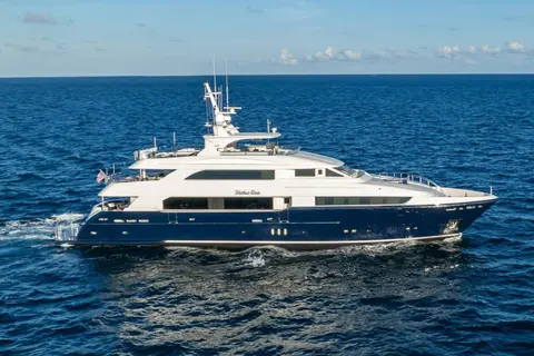 2009 Horizon Model Tri-Deck, photo 1 in Fort Lauderdale, FL