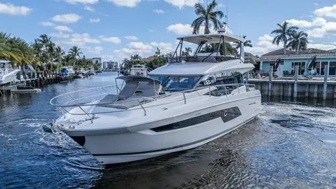 2021 Prestige 520, photo 1 in Lighthouse Point, FL