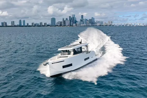 2027 De Antonio Yachts D50, photo 1 in Miami, FL