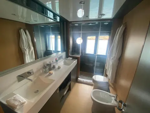 2010 Riva 86' Domino, photo 1 in Miami, FL