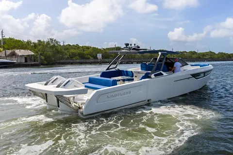 2025 Limitless Seas XLV 45, photo 1 in Boca Raton, FL