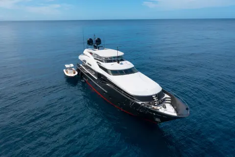 2005 Palmer Johnson Raised Pilothouse, photo 1 in Miami, FL
