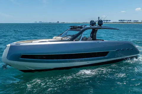 2024 Invictus TT460, photo 1 in Fort Lauderdale, FL
