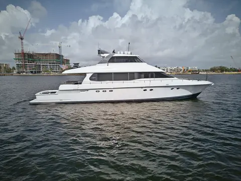 2001 Lazzara 80 SL, photo 1 in West Palm Beach, FL