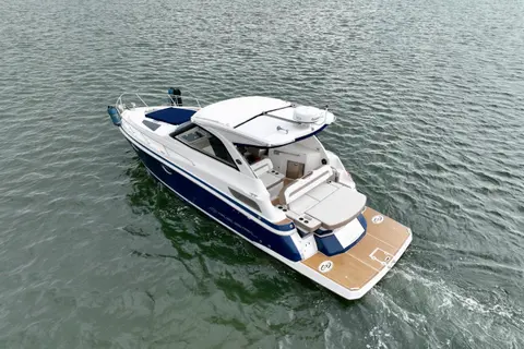 2017 Regal 35 Sport Coupe, photo 1 in Fort Pierce, FL