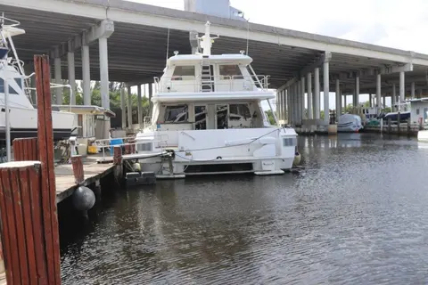 1996 Mares Motor Yacht, photo 1 in Fort Lauderdale, FL
