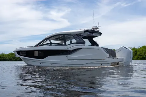 2024 Galeon 375 GTO, photo 1 in Fort Myers, FL