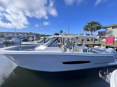 2026 Regal 38 SAV, photo 1 in Pompano Beach, FL
