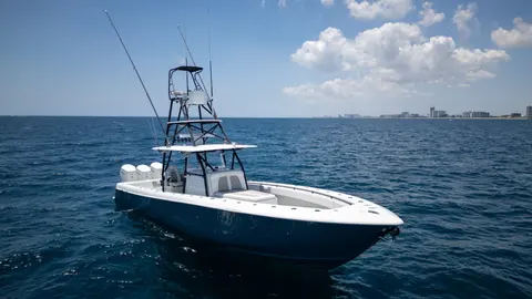 2023 Contender, photo 1 in Lighthouse Point, FL