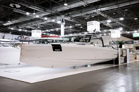 2026 Axopar 45 Cross Top, photo 1 in Clearwater, FL
