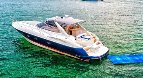 2001 Sunseeker Camargue 44, photo 1 in Miami, FL
