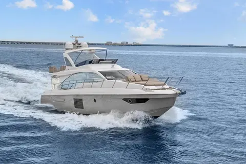 2019 Azimut 55, photo 1 in Tampa, FL