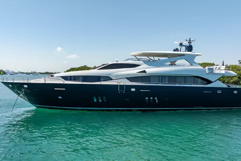 2010 Sunseeker 34 Metre Yacht, photo 1 in Golden Beach, FL