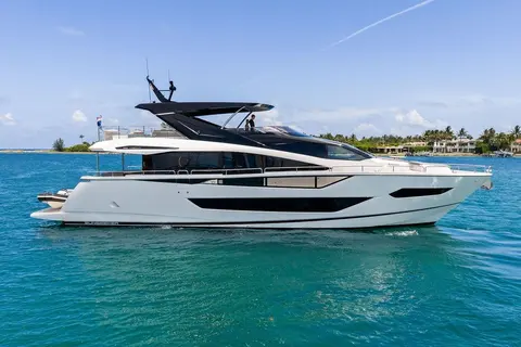 2026 Sunseeker 88 Yacht, photo 1 in Palm Beach, FL