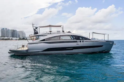 2025 Pershing GTX80, photo 1 in Fort Lauderdale, FL