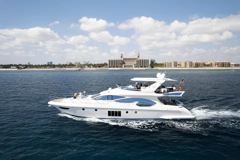 2011 Azimut 70, photo 1 in West Palm Beach, FL