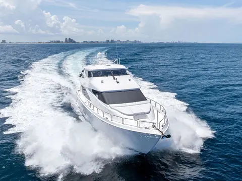 2013 Hatteras 80 Motor Yacht, photo 1 in Fort Lauderdale, FL