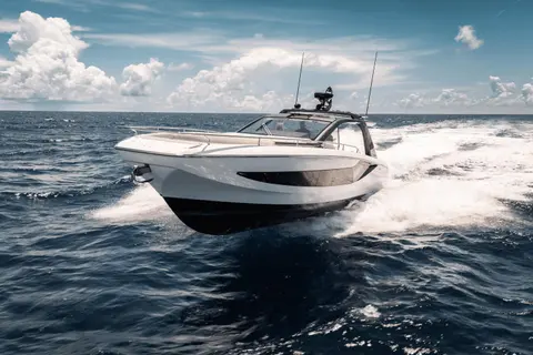 2026 Azimut Verve 42, photo 1 in Pompano Beach, FL