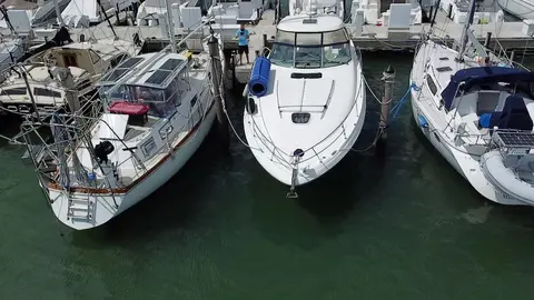 2007 Sea Ray Sundancer 400, photo 1 in Miami, FL