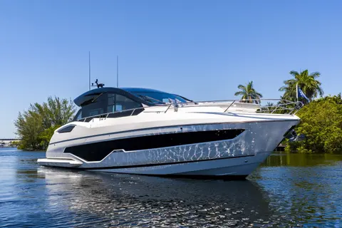2027 Sunseeker Predator 55, photo 1 in Fort Lauderdale, FL