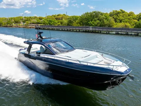2025 Azimut Verve 48, photo 1 in Dania Beach, FL