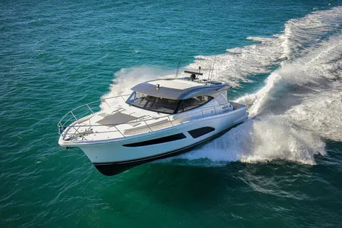 2027 Riviera 465 SUV, photo 1 in Miami, FL