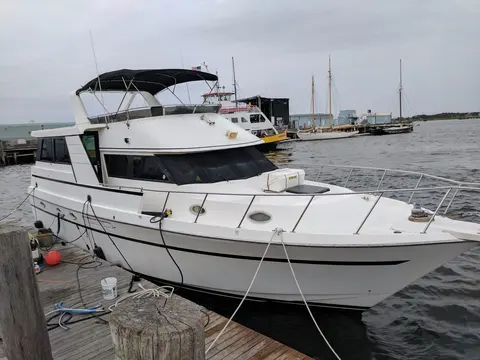 1990 Hi-Tech Motor Yacht, photo 1 in Key Largo, FL