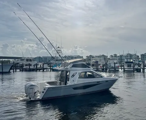 2026 Solara S-310 SB, photo 1 in Stuart, FL