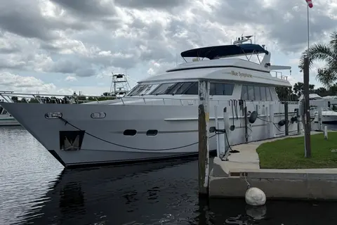 1995 Moonen 83, photo 1 in Sarasota, FL