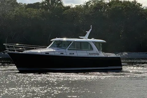 2027 Sabre 45 Salon Express, photo 1 in Jupiter, FL