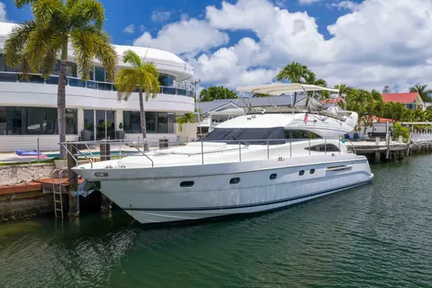 2002 Princess 61, photo 1 in North Miami Beach, FL