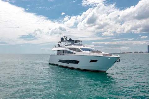 2021 Sunseeker 86 Yacht, photo 1 in Miami Beach, FL