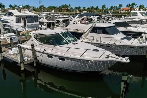 2008 Tiara Yachts 3900 Sovran, photo 1 in Cape Coral, FL