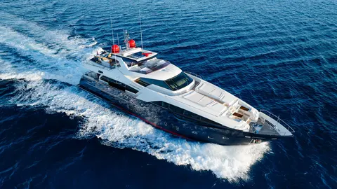 2012 Custom Line 100, photo 1 in Fort Lauderdale, FL