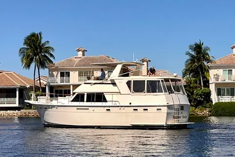 1981 Hatteras 48 Motor Yacht, photo 1 in Vero Beach, FL