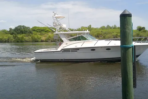 2000 Tiara Yachts 4100 Open, photo 1 in Labelle, FL