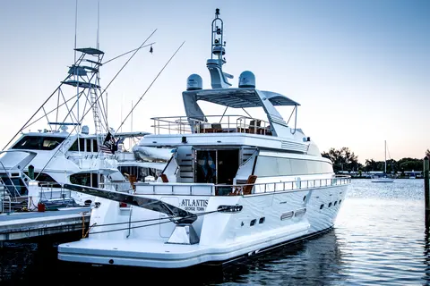 1996 Hershine Benship 87, photo 1 in Hollywood, FL