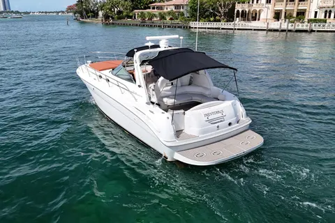 2001 Sea Ray 380 Sundancer, photo 1 in Hallandale Beach, FL