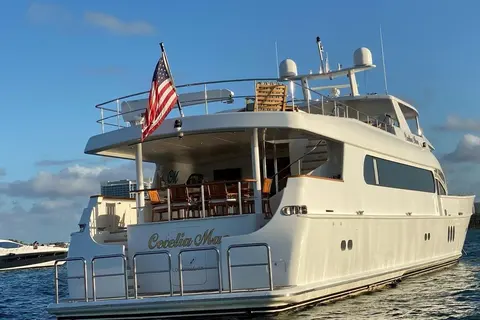1997 Broward raised pilot house M/Y, photo 1 in Dania Beach, FL