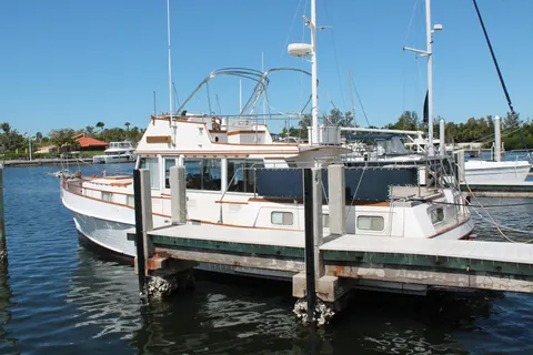 1987 Grand Banks 42 Motoryacht, photo 1 in Sarasota, FL